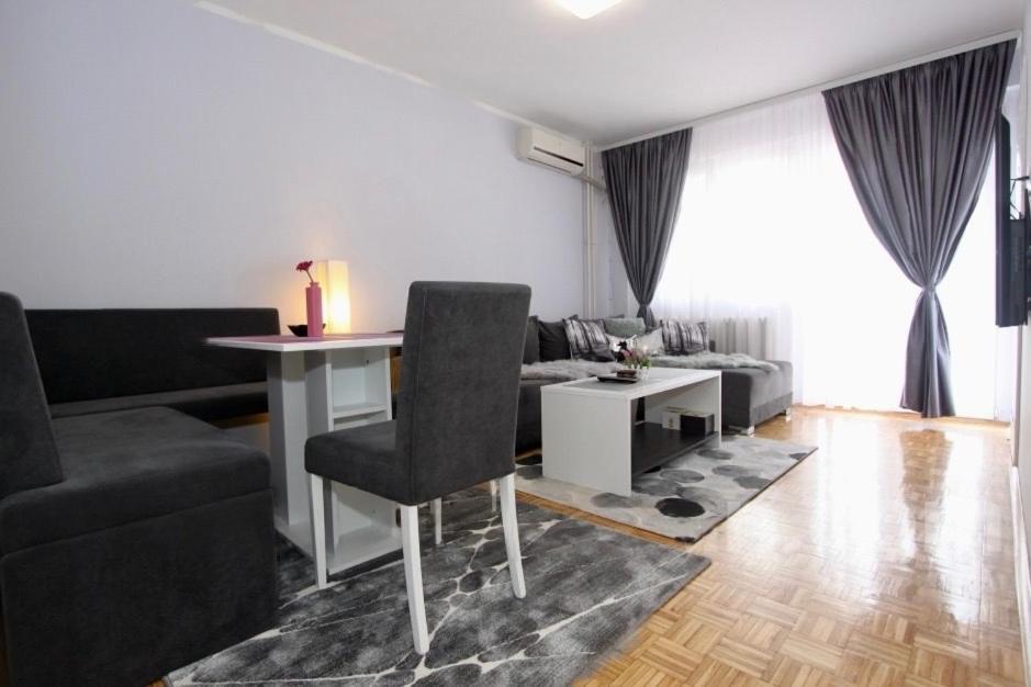 Cezar Apartment Belgrado Exterior foto
