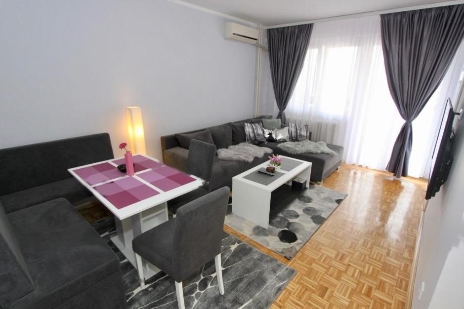 Cezar Apartment Belgrado Exterior foto